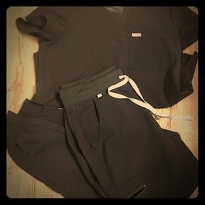 💞Figs xs scrub set💕